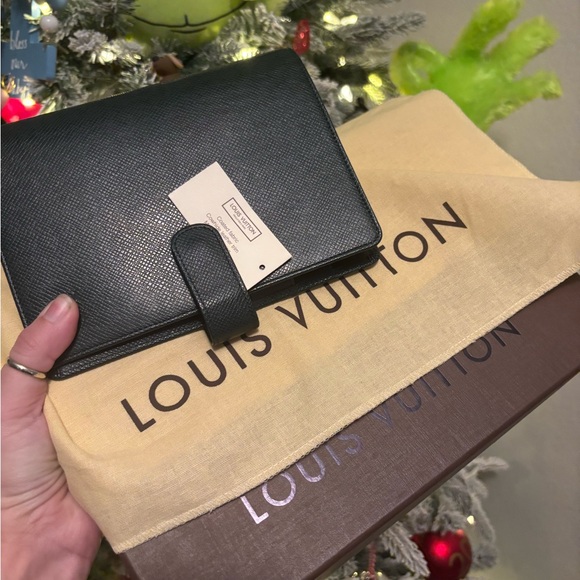 Louis Vuitton LV Forest Green Taiga Leather Organizer Agenda  FULLSET New - Picture 12 of 14